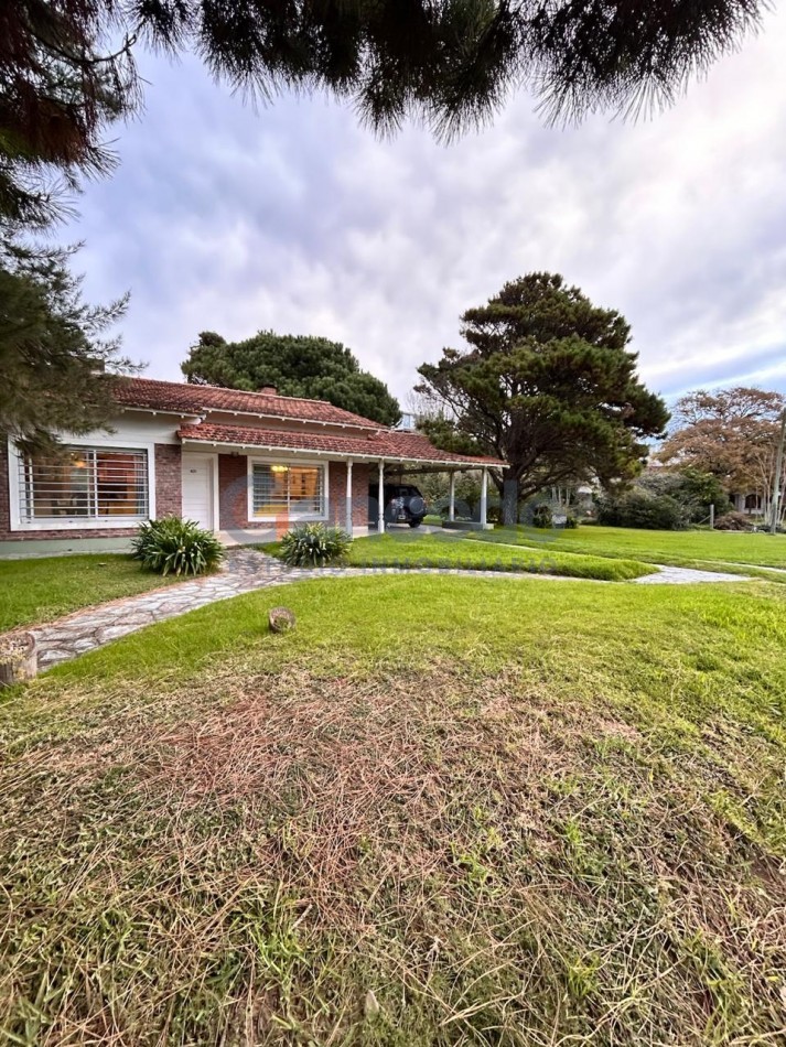 Casa en venta en Pinamar - Zona Iglesia