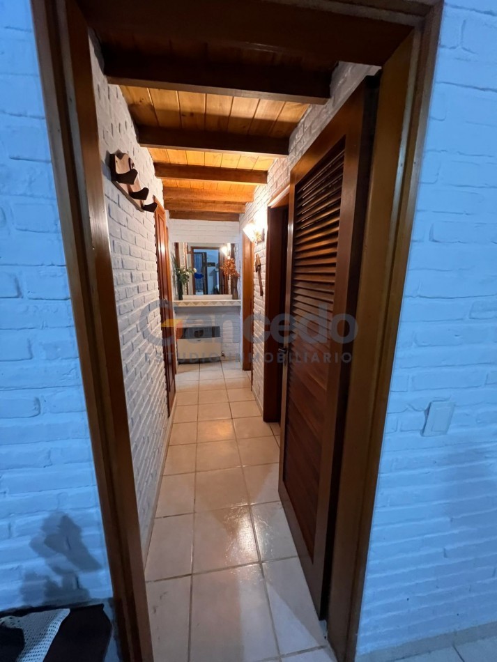 Casa en alquiler zona lasalle a pasos del mar.