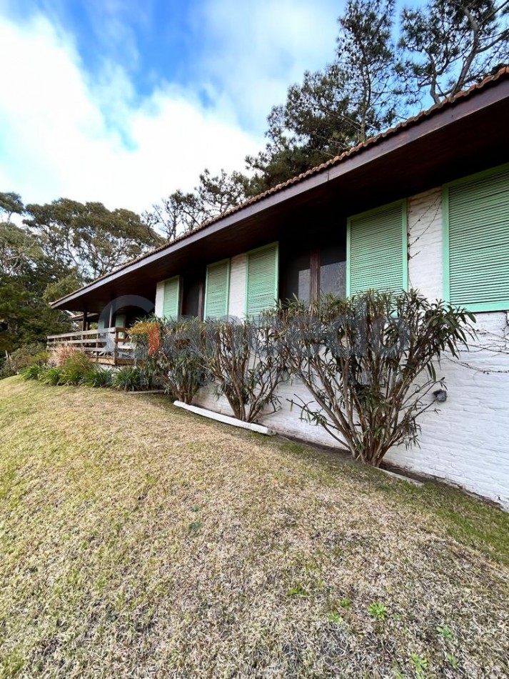 Casa en Venta a Dos Cuadras de la Playa en Lasalle, Pinamar