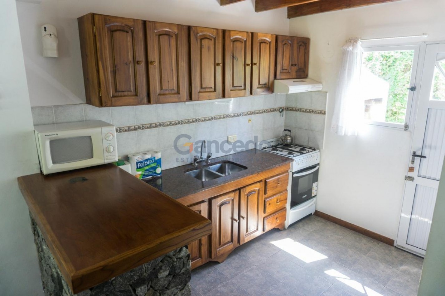 Duplex en Valeria del Mar a metros del mar y a pasos de Carilo
