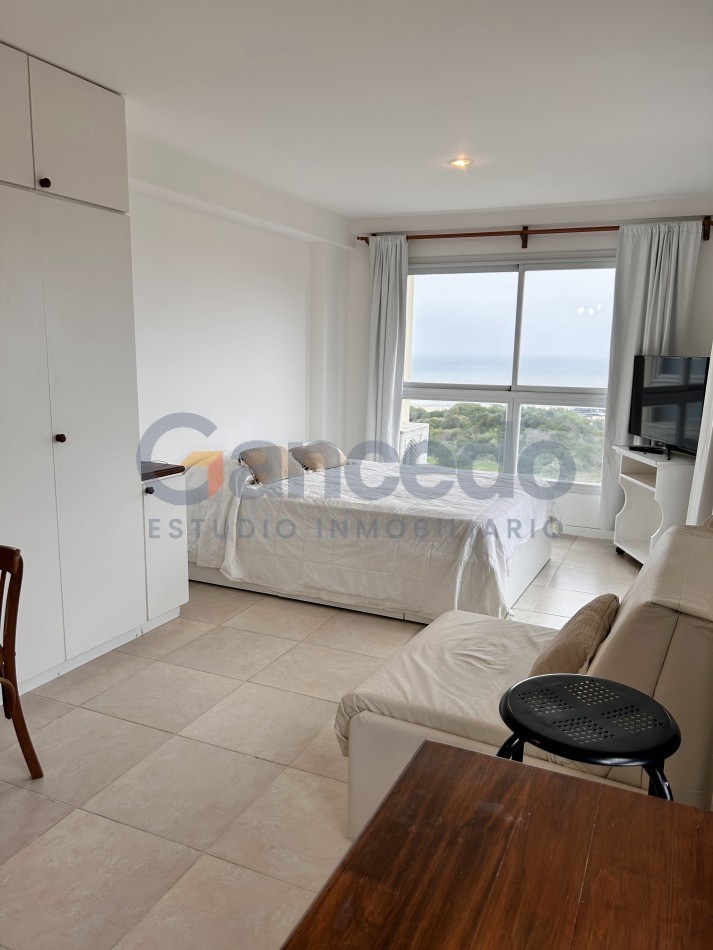 Monoambiente con Vista al Mar a una cuadra de la playa en Pinamar ALQUILER TEMPORAL