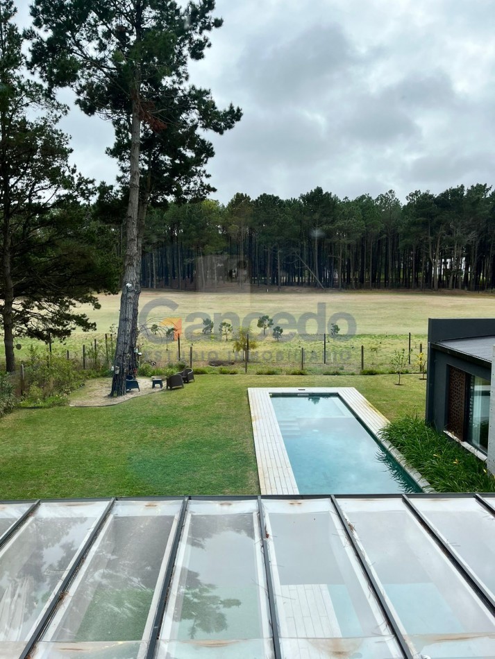 CASA EN ISLA DEL GOLF CON PILETA  PINAMAR ALQUILER TEMPORAL