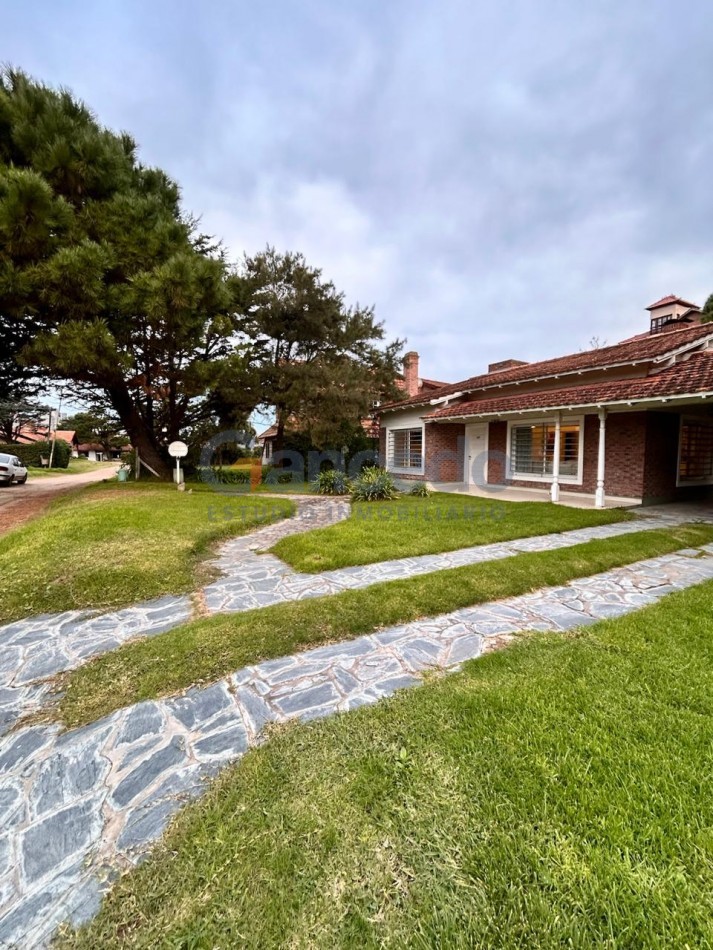 Casa en venta en Pinamar - Zona Iglesia