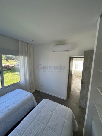 Casa En Venta En Barrio Ecuestre Costa Esmeralda Con Pileta, Playroom Y Acceso A Cancha De Polo