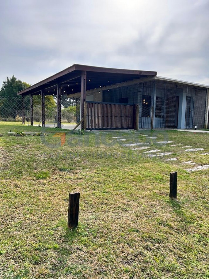 CASA MODERNA EN UNA PLANTA 8 PLAZAS BARRIO NAYADES PINAMAR