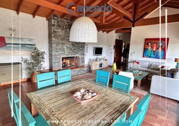 Casa en Venta a Dos Cuadras de la Playa en Lasalle, Pinamar