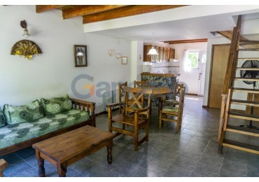 Duplex en Valeria del Mar a metros del mar y a pasos de Carilo